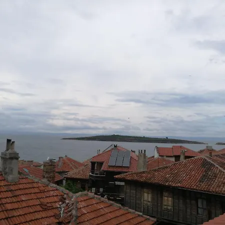 Old Town - Fenix Ваканционна къща *