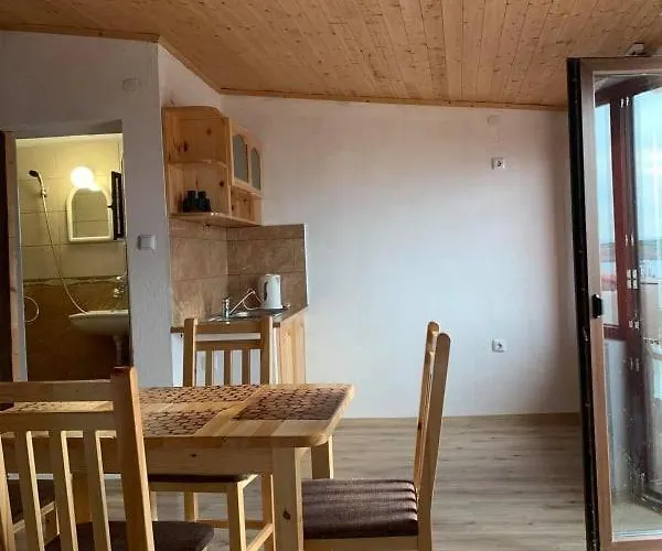 Ваканционна къща Old Town - Fenix *